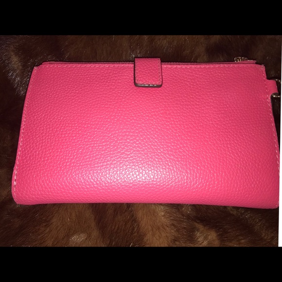 Michael Kors Wallet - Picture 2 of 8
